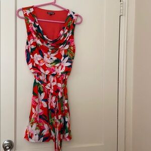 Express red floral scoop dress with belt size: S